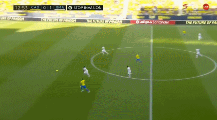 迈克·布朗：哈特整晚防字母哥都非常拼，唐斯进攻篮板很关键