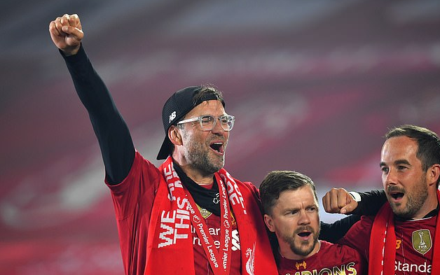 足球报：上海嘉定汇龙将迁至宁波，新赛季目标仍是中甲保级