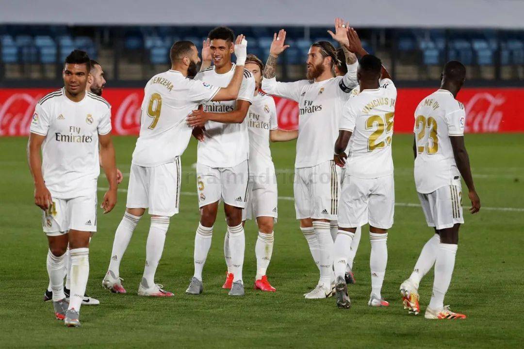 阿斯：马斯坦托诺正接近复出，但本轮欧冠他进不了大名单（阿斯：马斯坦托诺伤愈在即，但本轮欧冠仍无缘名单）