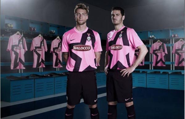 麦克阿瑟vs珀斯光荣首发：库查尔斯基领衔！卡塞雷斯、伍顿在列（麦克阿瑟对阵珀斯光荣首发公布：库查尔斯基领衔，卡塞雷斯、伍顿在列）