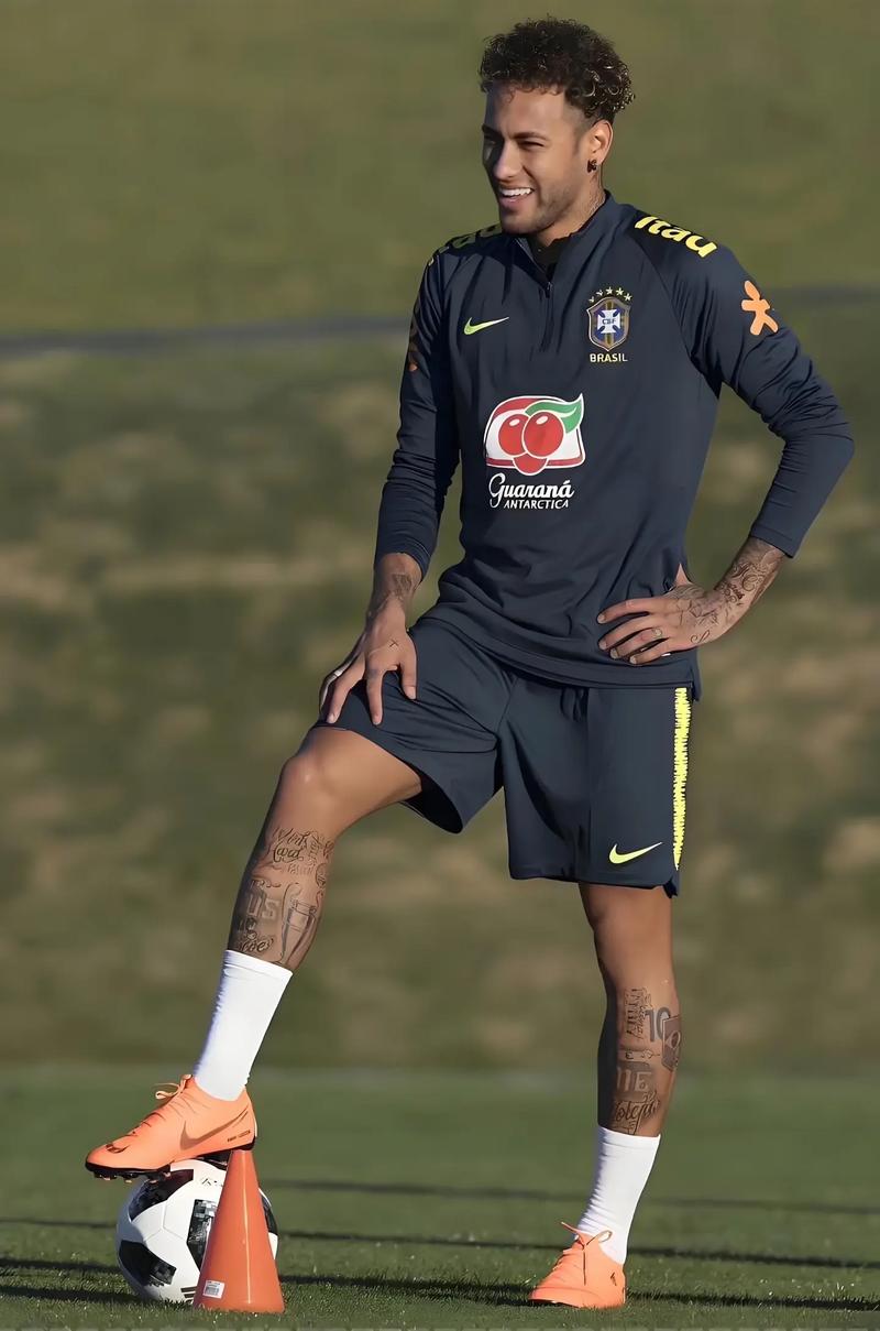 沙特主场气势惊人（沙特主场声势逼人）