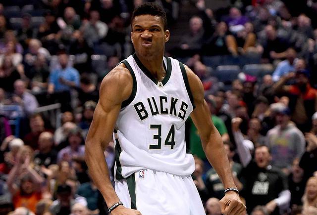 马卡：佩德里没有受伤，如无意外下轮可出战贝蒂斯（马卡：佩德里无伤在身，若无变故下轮有望出战贝蒂斯）